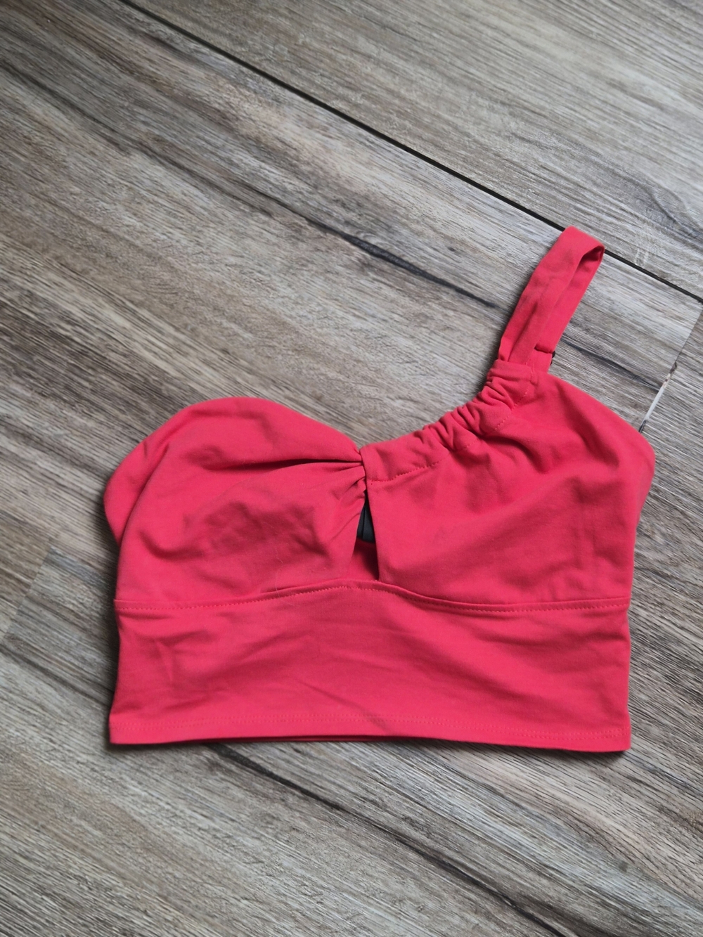 Source Unknown Red One-Shoulder Crop Top
